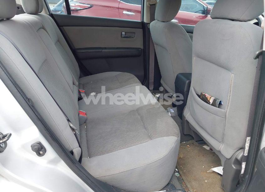 Photo 8 of 2012 Nissan Sentra 2.0 S (VIN 3N1AB6AP1CL757514)