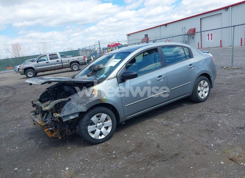 Photo 2 of 2012 Nissan Sentra 2.0 (VIN 3N1AB6AP1CL761014)