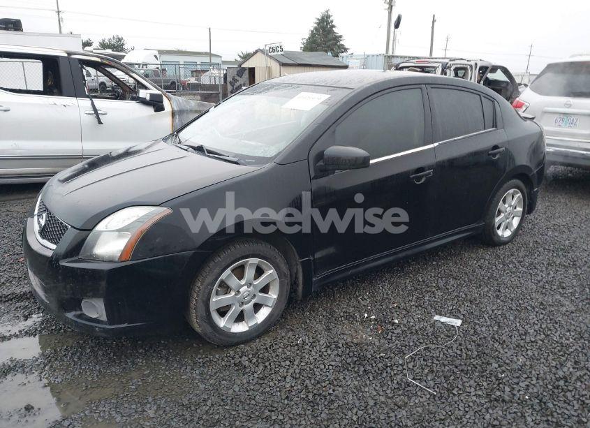 Photo 2 of 2012 Nissan Sentra 2.0 SR (VIN 3N1AB6AP1CL785023)