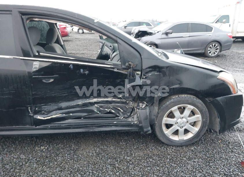 Photo 6 of 2012 Nissan Sentra 2.0 SR (VIN 3N1AB6AP1CL785023)