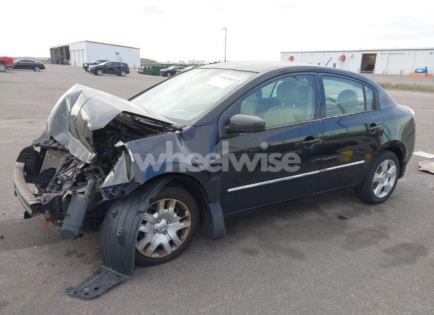 Photo 2 of 2010 Nissan Sentra 2.0S (VIN 3N1AB6AP2AL604976)