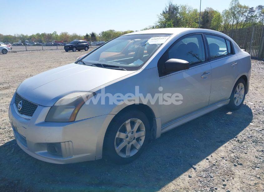 Photo 2 of 2010 Nissan Sentra 2.0SR (VIN 3N1AB6AP2AL699961)