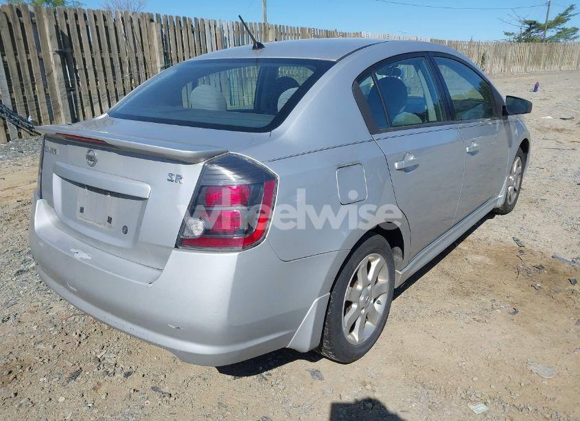 Photo 4 of 2010 Nissan Sentra 2.0SR (VIN 3N1AB6AP2AL699961)