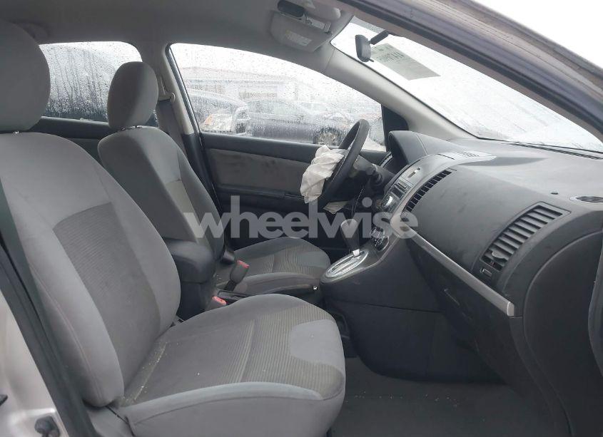 Photo 5 of 2010 Nissan Sentra 2.0SR (VIN 3N1AB6AP2AL708853)