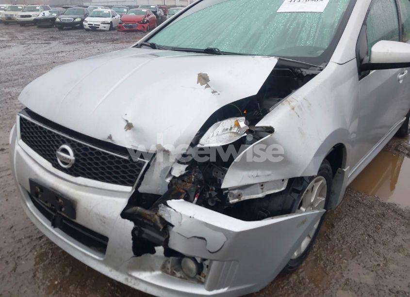 Photo 6 of 2010 Nissan Sentra 2.0SR (VIN 3N1AB6AP2AL708853)