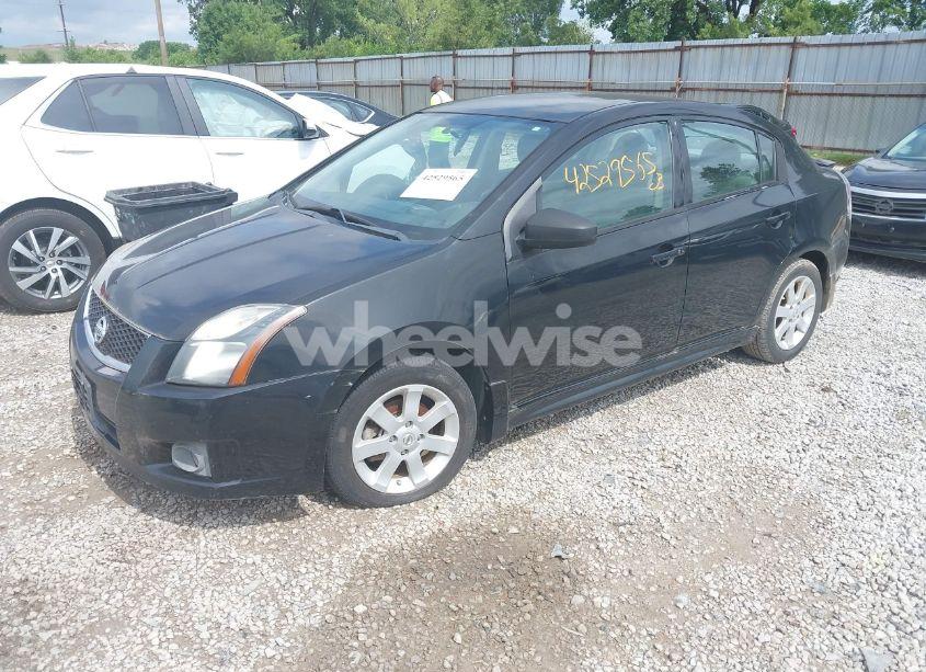 Photo 2 of 2011 Nissan Sentra 2.0SR (VIN 3N1AB6AP2BL622931)