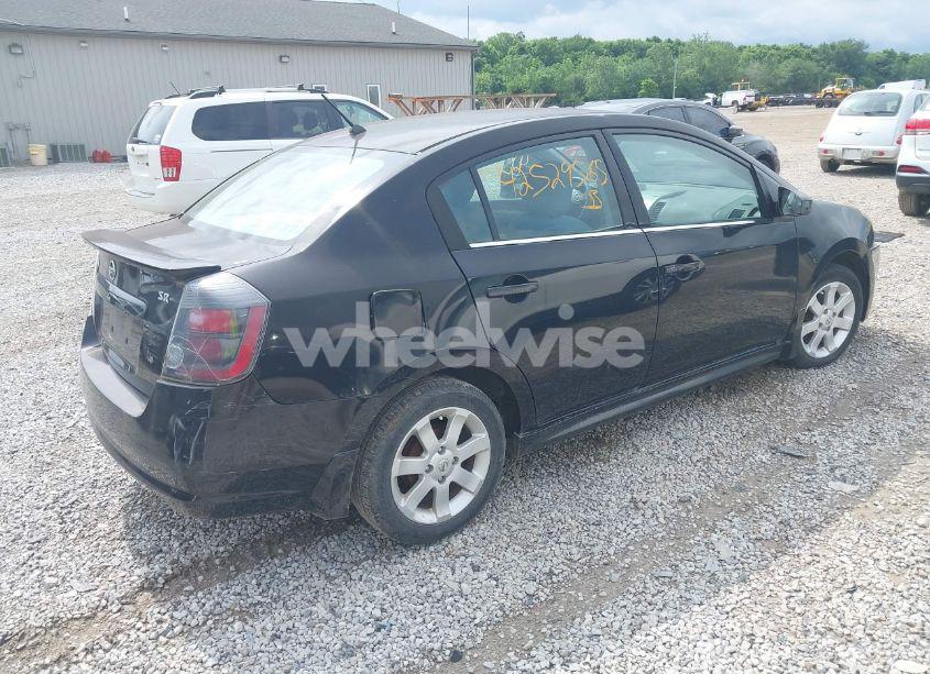 Photo 4 of 2011 Nissan Sentra 2.0SR (VIN 3N1AB6AP2BL622931)