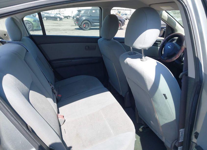 Photo 8 of 2011 Nissan Sentra 2.0 (VIN 3N1AB6AP2BL672325)