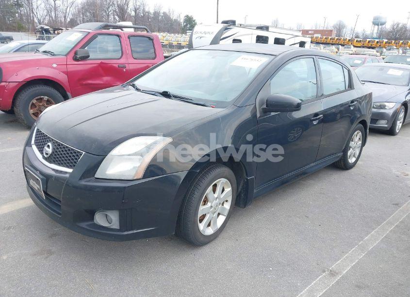 Photo 2 of 2011 Nissan Sentra 2.0SR (VIN 3N1AB6AP2BL680988)
