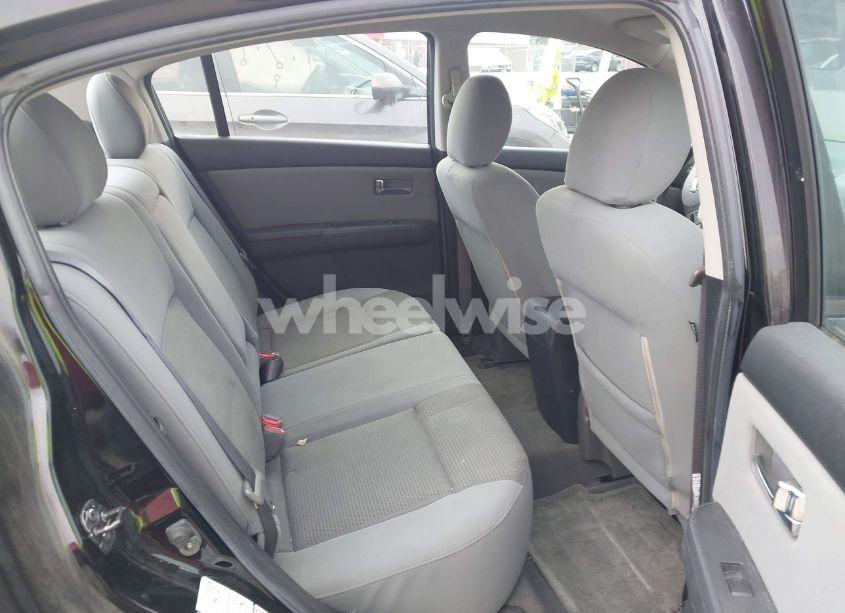 Photo 8 of 2011 Nissan Sentra 2.0SR (VIN 3N1AB6AP2BL680988)