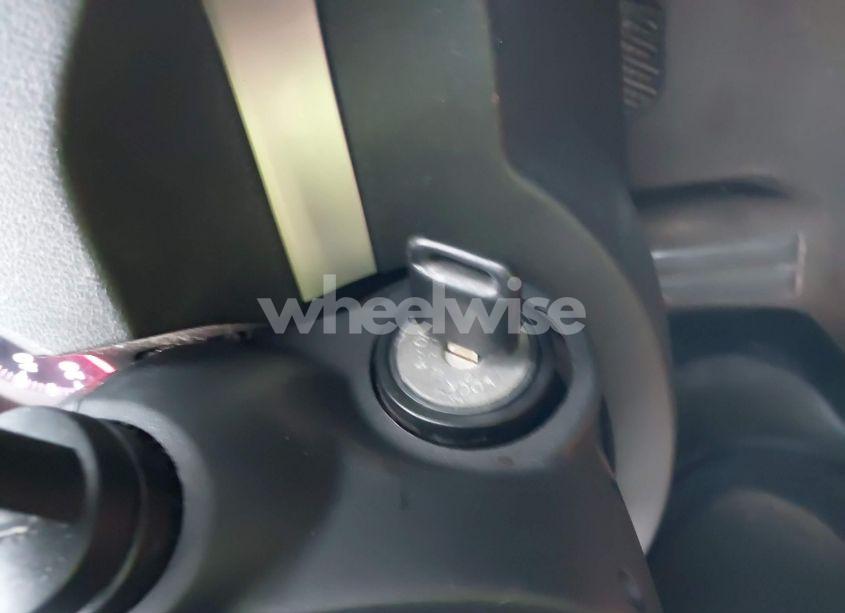 Photo 11 of 2011 Nissan Sentra 2.0S (VIN 3N1AB6AP2BL698181)