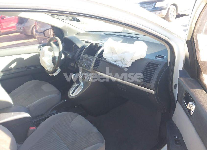 Photo 5 of 2011 Nissan Sentra 2.0S (VIN 3N1AB6AP2BL714329)