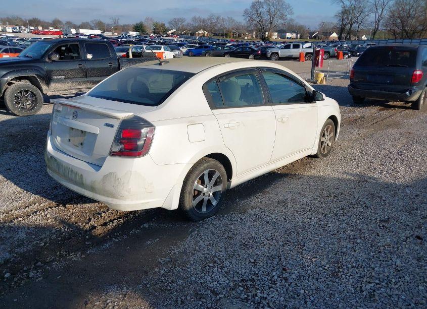 Photo 4 of 2011 Nissan Sentra 2.0SR (VIN 3N1AB6AP2BL718932)