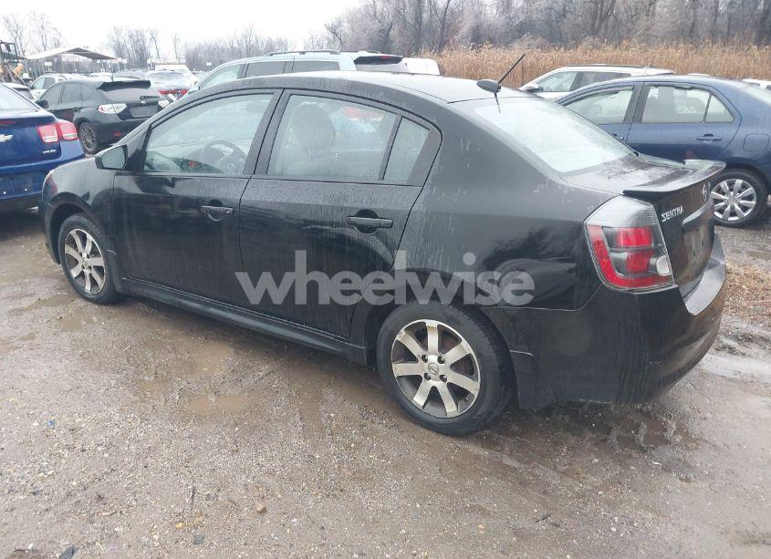 Photo 3 of 2011 Nissan Sentra 2.0SR (VIN 3N1AB6AP2BL731843)