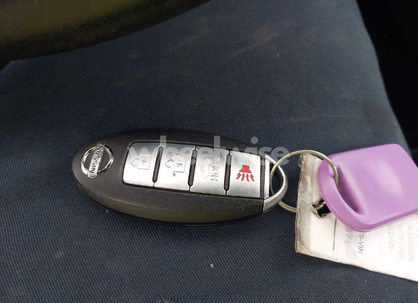 Photo 11 of 2012 Nissan Sentra 2.0 SR (VIN 3N1AB6AP2CL621571)