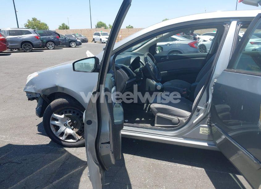 Photo 5 of 2012 Nissan Sentra 2.0 S (VIN 3N1AB6AP2CL778372)