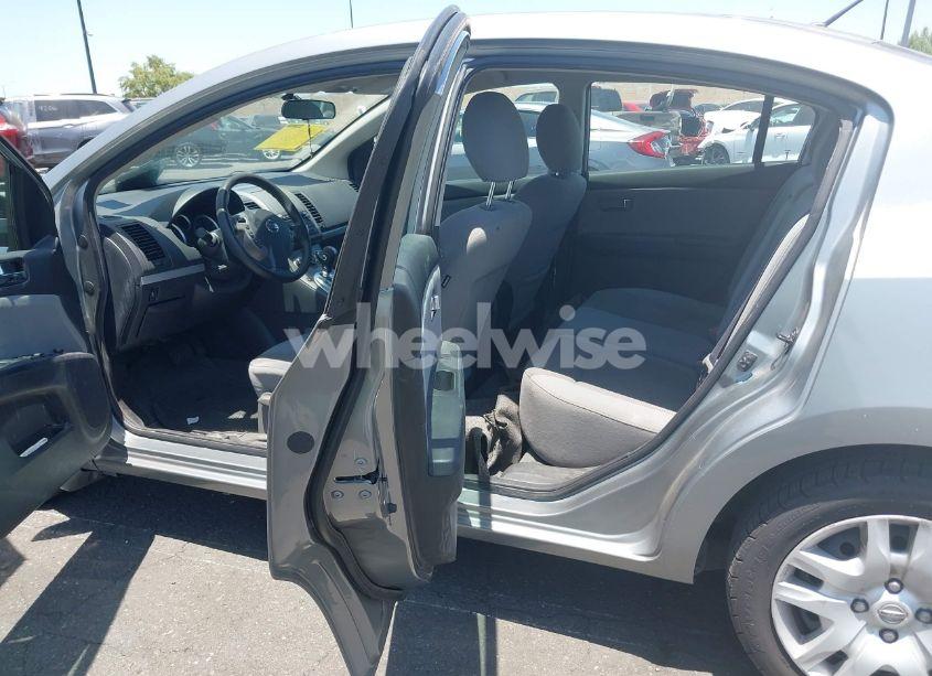 Photo 8 of 2012 Nissan Sentra 2.0 S (VIN 3N1AB6AP2CL778372)