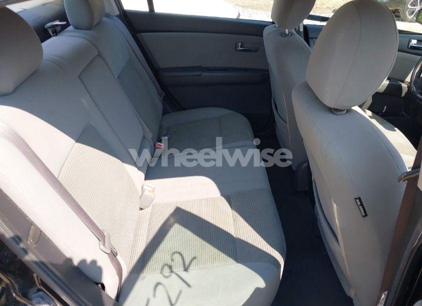 Photo 8 of 2010 Nissan Sentra 2.0S (VIN 3N1AB6AP3AL644256)