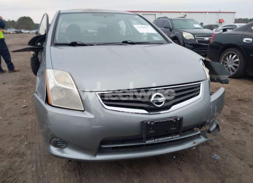 Photo 12 of 2010 Nissan Sentra 2.0/2.0S/SR/2.0SL (VIN 3N1AB6AP3AL671036)