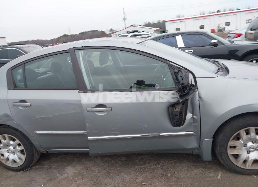 Photo 13 of 2010 Nissan Sentra 2.0/2.0S/SR/2.0SL (VIN 3N1AB6AP3AL671036)