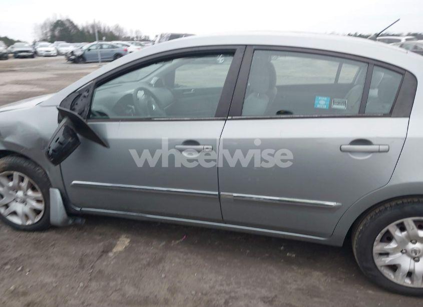 Photo 14 of 2010 Nissan Sentra 2.0/2.0S/SR/2.0SL (VIN 3N1AB6AP3AL671036)