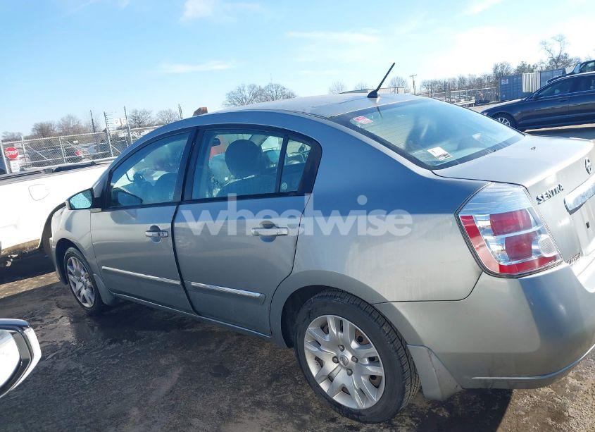 Photo 13 of 2010 Nissan Sentra 2.0S (VIN 3N1AB6AP3AL676592)