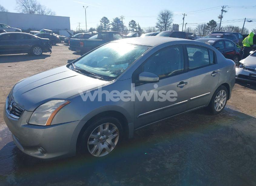 Photo 2 of 2010 Nissan Sentra 2.0S (VIN 3N1AB6AP3AL676592)