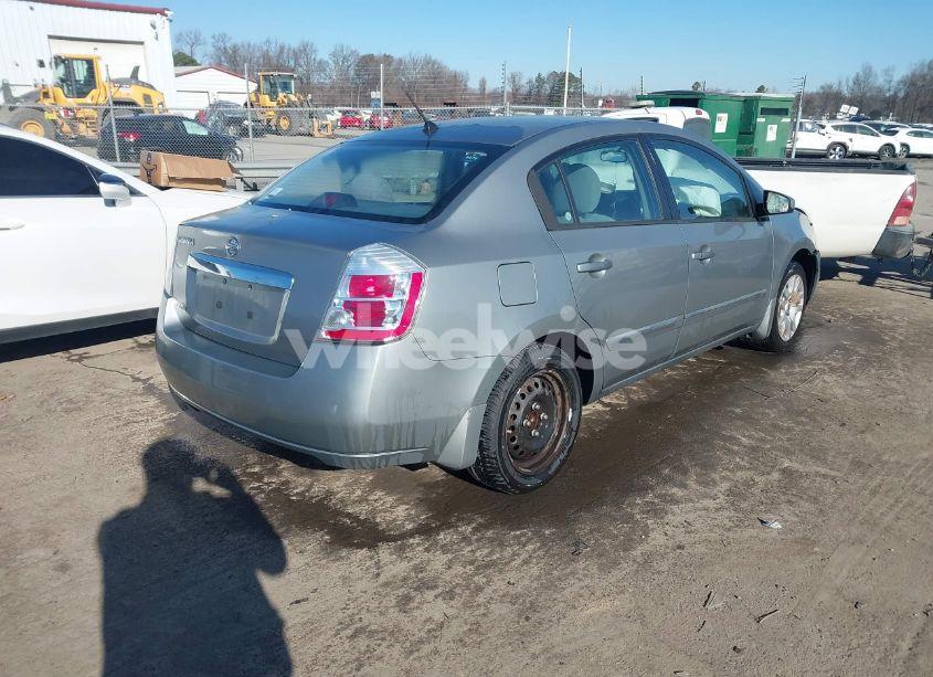 Photo 4 of 2010 Nissan Sentra 2.0S (VIN 3N1AB6AP3AL676592)