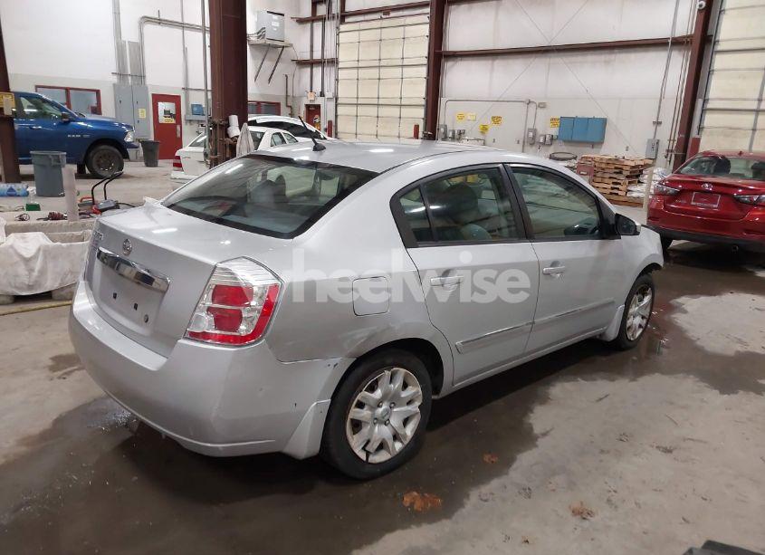 Photo 4 of 2010 Nissan Sentra 2.0S (VIN 3N1AB6AP3AL683414)
