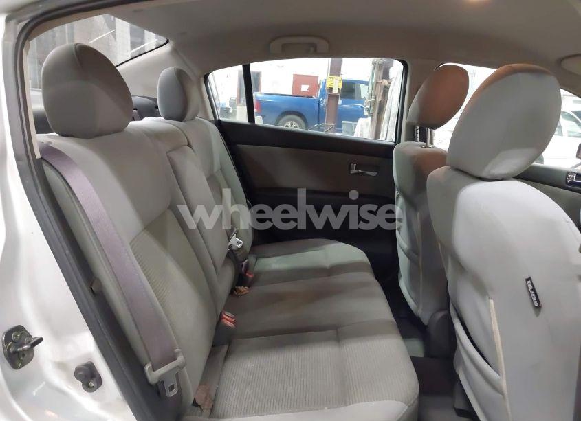 Photo 8 of 2010 Nissan Sentra 2.0S (VIN 3N1AB6AP3AL683414)