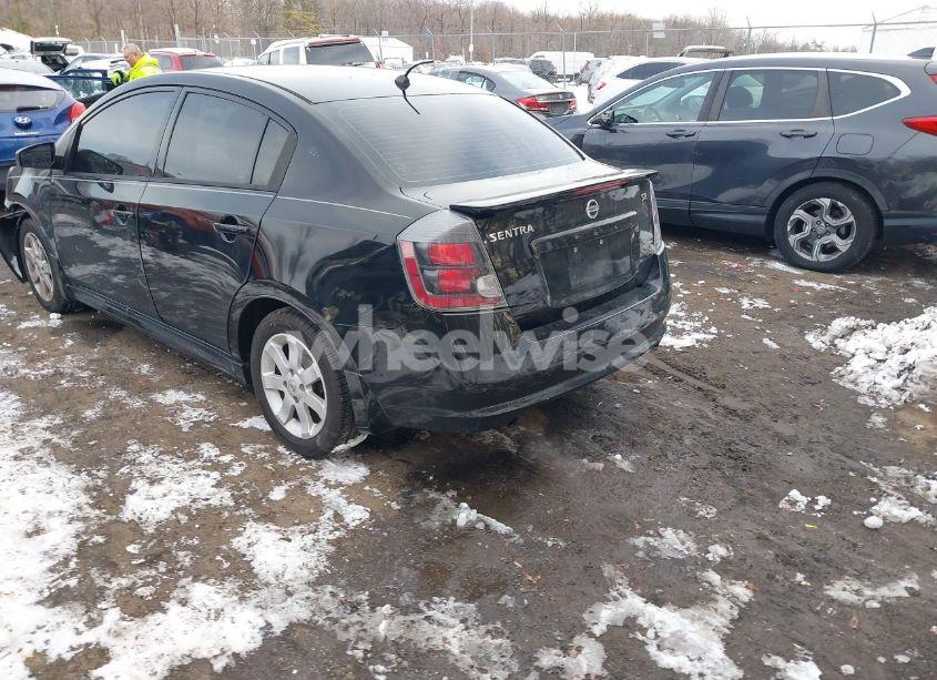 Photo 3 of 2010 Nissan Sentra 2.0SR (VIN 3N1AB6AP3AL702429)