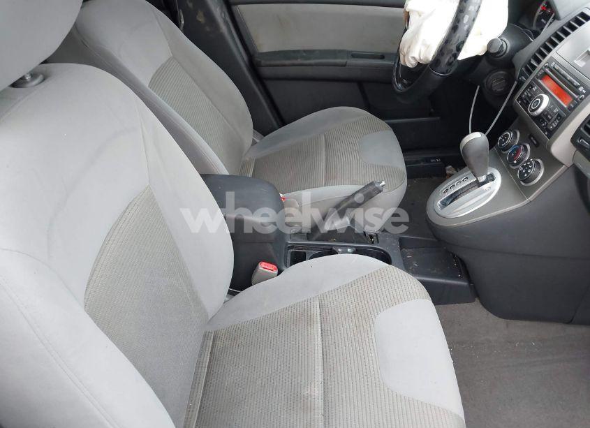 Photo 5 of 2010 Nissan Sentra 2.0SR (VIN 3N1AB6AP3AL702429)