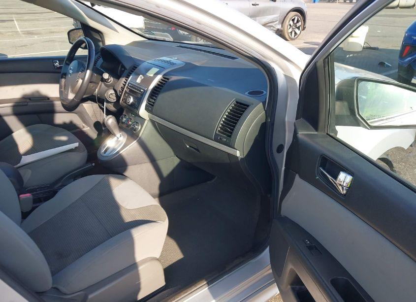 Photo 5 of 2010 Nissan Sentra 2.0SR (VIN 3N1AB6AP3AL704066)