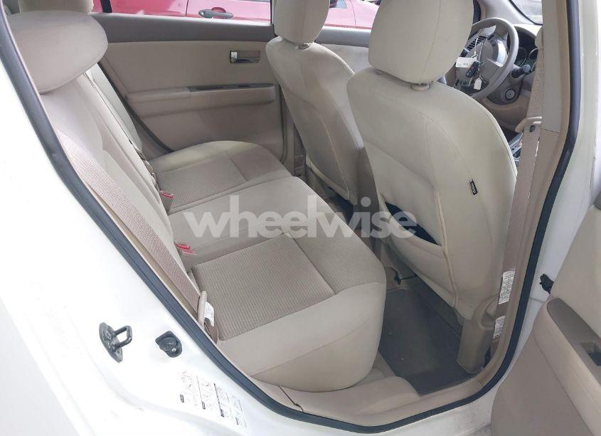 Photo 8 of 2011 Nissan Sentra 2.0S (VIN 3N1AB6AP3BL607466)