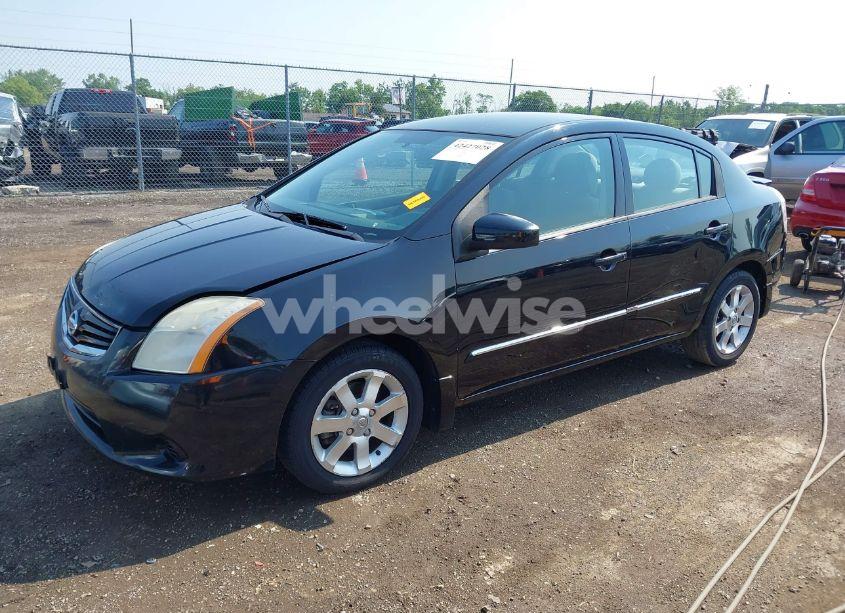 Photo 2 of 2011 Nissan Sentra 2.0S (VIN 3N1AB6AP3BL611341)
