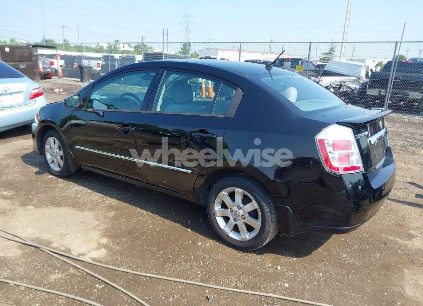 Photo 3 of 2011 Nissan Sentra 2.0S (VIN 3N1AB6AP3BL611341)