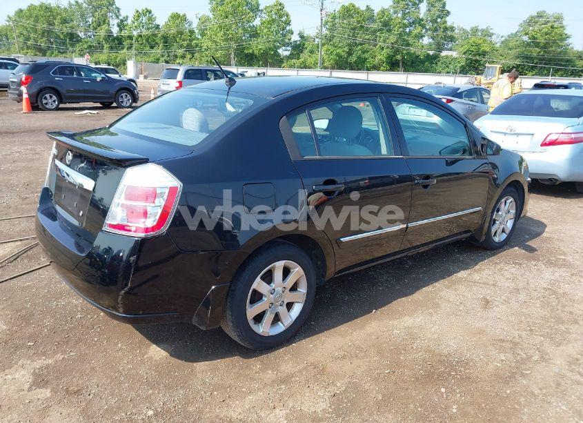 Photo 4 of 2011 Nissan Sentra 2.0S (VIN 3N1AB6AP3BL611341)