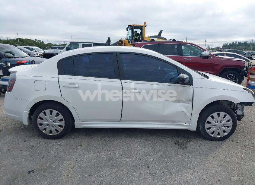 Photo 14 of 2011 Nissan Sentra 2.0SR (VIN 3N1AB6AP3BL627569)
