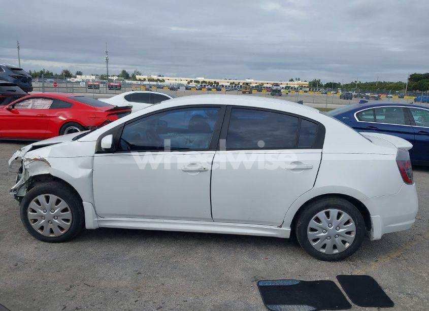 Photo 15 of 2011 Nissan Sentra 2.0SR (VIN 3N1AB6AP3BL627569)