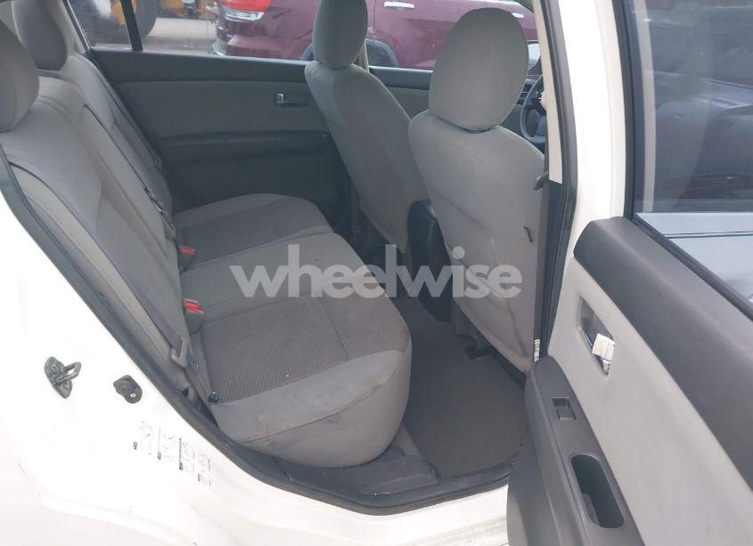 Photo 8 of 2011 Nissan Sentra 2.0SR (VIN 3N1AB6AP3BL627569)