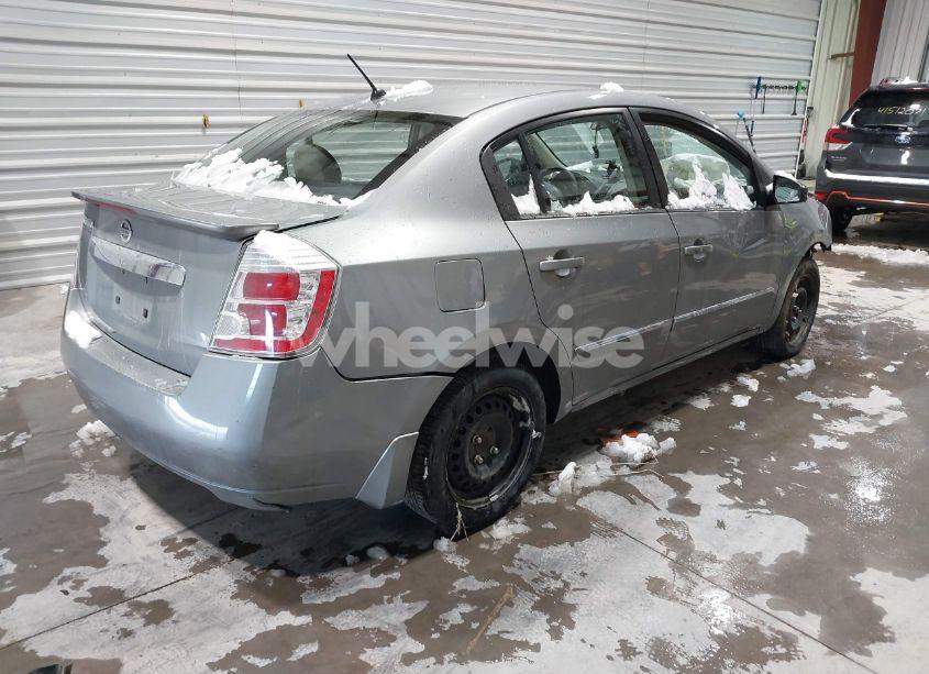 Photo 4 of 2011 Nissan Sentra 2.0S (VIN 3N1AB6AP3BL640614)