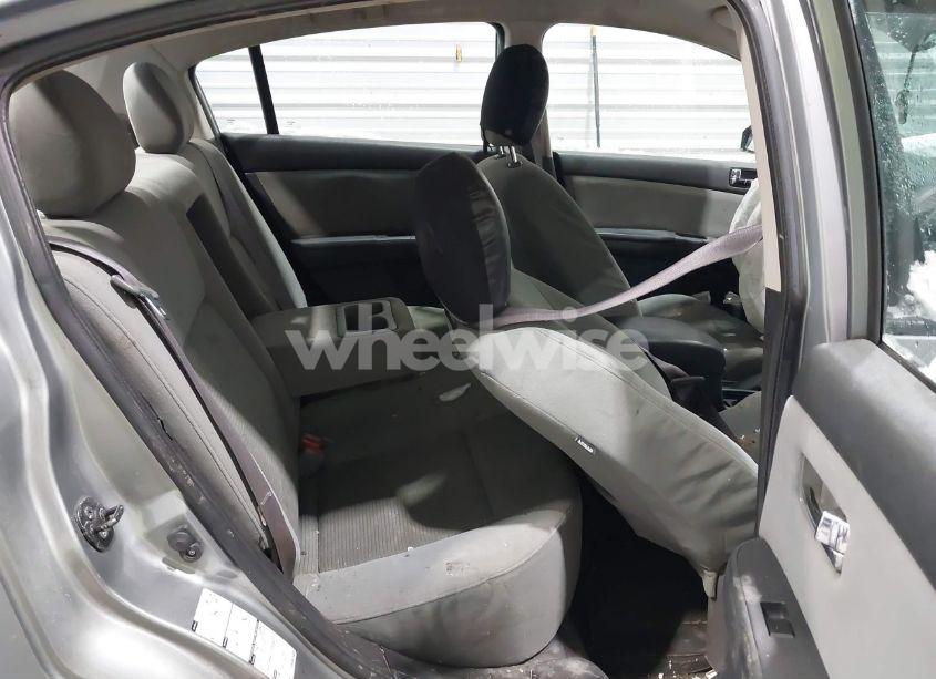 Photo 8 of 2011 Nissan Sentra 2.0S (VIN 3N1AB6AP3BL640614)