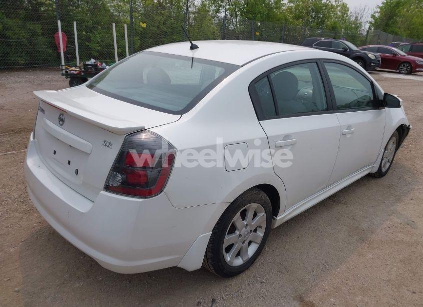 Photo 4 of 2011 Nissan Sentra 2.0SR (VIN 3N1AB6AP3BL672866)