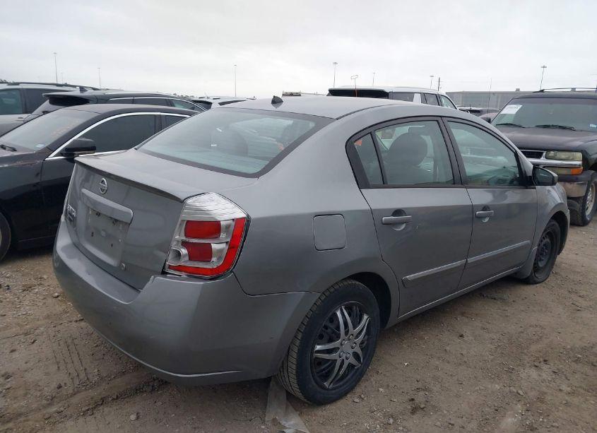 Photo 4 of 2011 Nissan Sentra 2.0S (VIN 3N1AB6AP3BL684841)