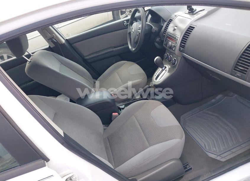 Photo 5 of 2011 Nissan Sentra 2.0/2.0S/SR/2.0SL (VIN 3N1AB6AP3BL691322)