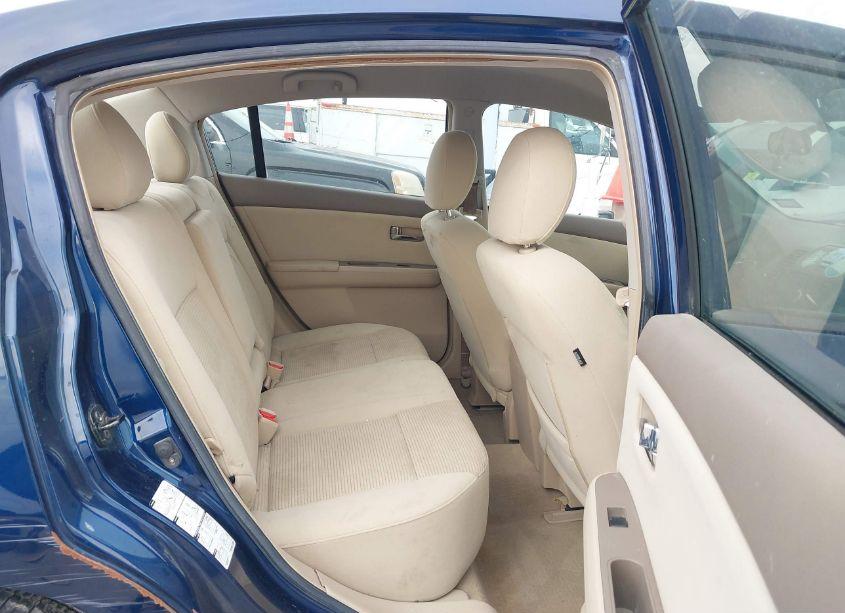 Photo 8 of 2011 Nissan Sentra 2.0S (VIN 3N1AB6AP3BL692308)