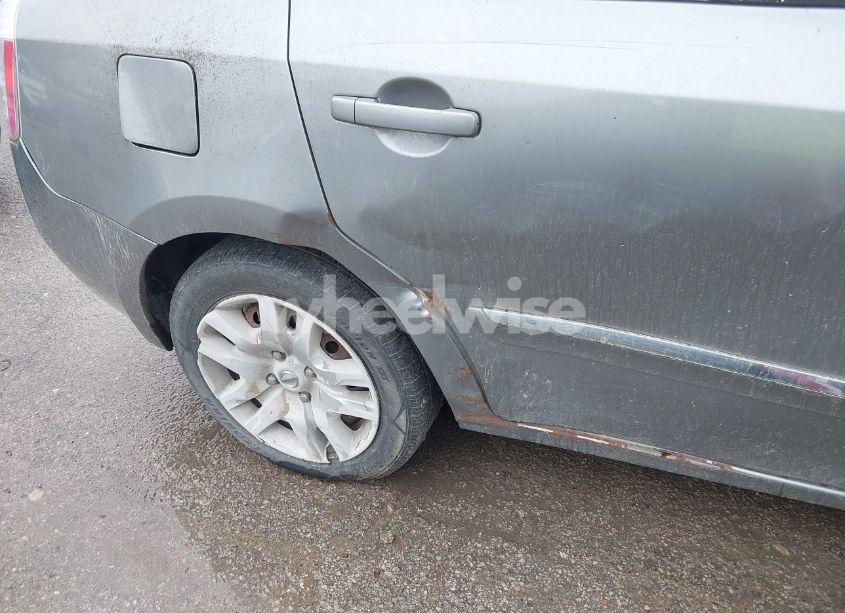 Photo 6 of 2011 Nissan Sentra 2.0S (VIN 3N1AB6AP3BL703842)