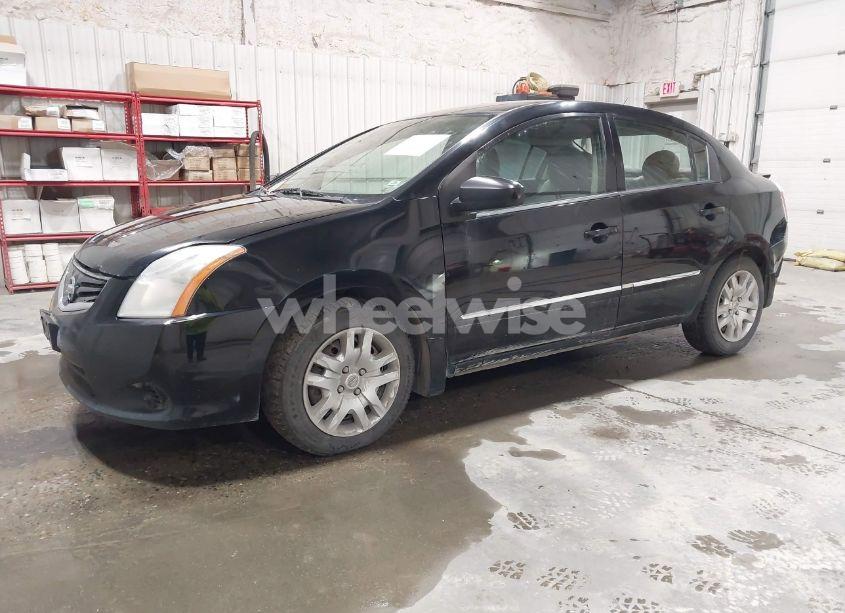 Photo 2 of 2011 Nissan Sentra 2.0S (VIN 3N1AB6AP3BL714646)