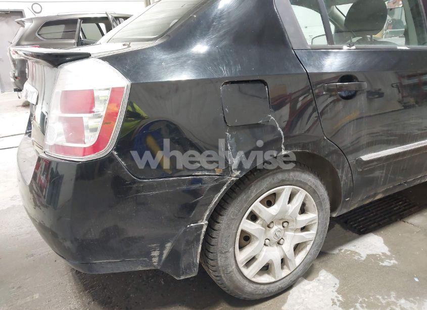 Photo 6 of 2011 Nissan Sentra 2.0S (VIN 3N1AB6AP3BL714646)