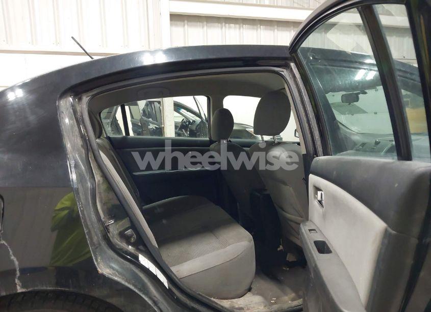 Photo 8 of 2011 Nissan Sentra 2.0S (VIN 3N1AB6AP3BL714646)